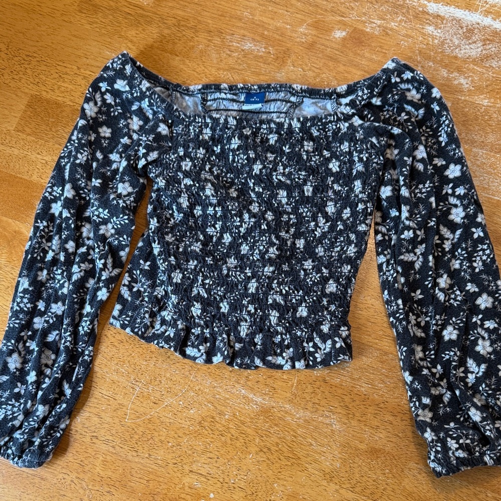 Old Navy Black and White Floral Smocked Top- Girls